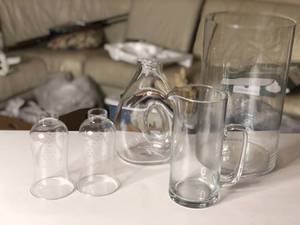 lot 266 image: Glass Pitcher Set