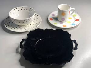 lot 172 image: Kitchen Polka Dot Table Set