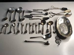 lot 180 image: Silver Plated  Silverware Set 31pc Set