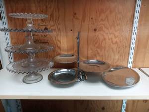 lot 311 image: 4 Crystal Cake Stands Kromex Spinning Serving Plate Hors doeuvre Server Serving Tray