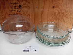 lot 312 image: Fruit Baskets