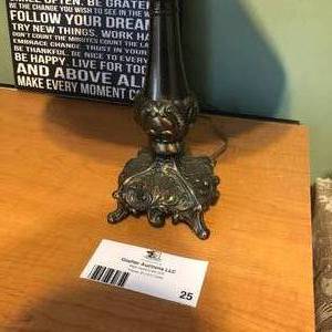 lot 25 image: Vintage Brass Lamp wFloral Lampshade
