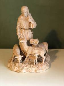 lot 139 image: Jesus The Good Shepherd 10 Statue