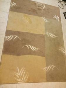 lot 368 image: Rug