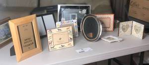 lot 270 image: Photo Frame Set