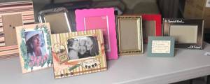 lot 281 image: Photo Frame Set