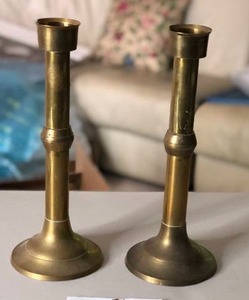lot 353 image: Gold candle Valves