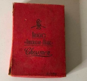 lot 354 image: Druekes American Chessman