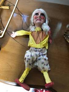 lot 399 image: Vintage Handmade Grandma Puppet
