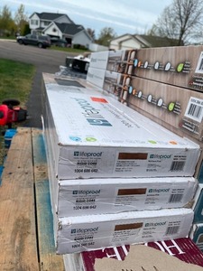 lot 3 image: Lifeproof Heirloom Pine 8.7 in. W x 47.6 in. L Luxury Vinyl Plank Flooring (20.06 sq. ft.  case)
