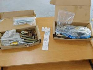 lot 31 image: Box of Large Screws & Bolts  Automann Slack Adjuster