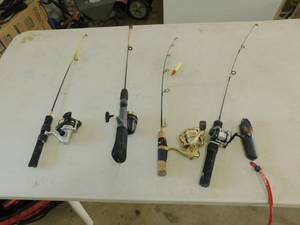 lot 53 image: 4 Rods & Reels  Green Bucket 