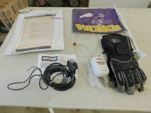 lot 60 image: Misc Items