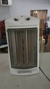 lot 67 image: Sunbeam Portable Floor Heater