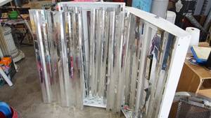 lot 113 image: 2 Fluorescent Lights And 14 Metal Covers