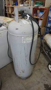 lot 126 image: Liquified Petroleum Gas Tank with Nozzle