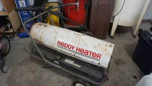 lot 127 image: Portable Reddy Heater 150,000 BTU
