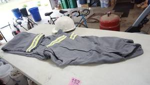 lot 152 image: Hard Hat & Bulwark Protective Apparel (Jumpsuit 58RG)