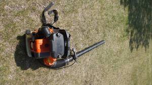 lot 2 image: Husqvarna 180BT Gas Powered Backpack Leaf Blower