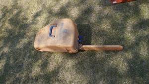 lot 10 image: Husqvarna 262 XP Chainsaw with Case