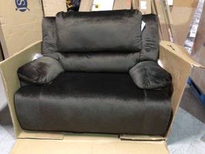 Ashley Furniture Clonmel Zero Wall Wide Seat Recliner (in good condition) (see all pictures)