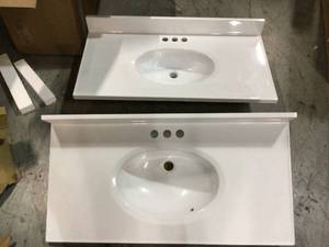 set of 2 Design House 37 in. W x 19 in. D Cultured Marble Vanity Top in Solid White with Solid White Basin with 4 in. Faucet Spread ( in good condition) (see all pictures)