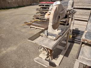 lot 28 image: Clipper 20 Block Saw, 5 hp, 230 Vo...