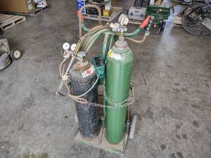 lot 184 image: Smith OxyAcetylene Torch Set, Incl...