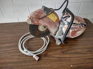 lot 187 image: Hilti DSH-700 14 Gas Chop Saw with...