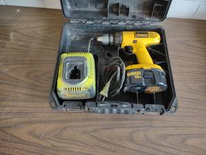lot 203 image: Dewalt 18 Volt Drill, Works...