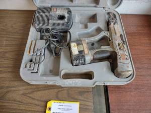 lot 205 image: Senco Duraspin 14.4 Volt Screw Gun,...