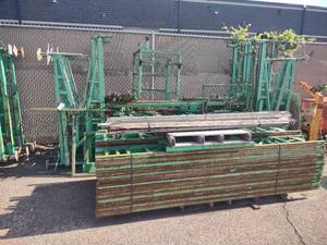 lot 40 image: Non-Stop Heavy Duty Climbing Scaffo...