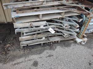 lot 167 image: (8) Waco Scaffold Climbers...