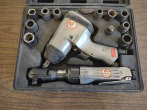 lot 374 image: All Trade 12 & 38 Impact Wrench...