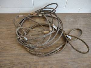 lot 412 image: (4) Lifting Cables...