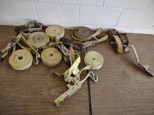 lot 421 image: Assorted Ratchet Straps...