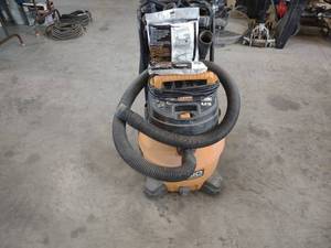 lot 457 image: Ridgid Professional 16 Gallon, 6.5 ...