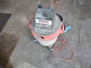 lot 459 image: Ridgid 12 Gallon, 4.5 hp. WetDry V...