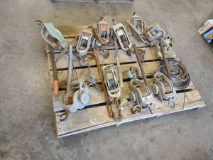 lot 482 image: Assorted Scaffolding Come-A-Longs...