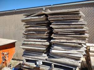 lot 520 image: Assorted Mud Boards...