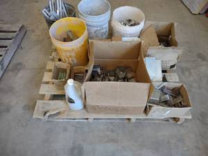 lot 524 image: Stainless Steel & Plated Stone Anch...