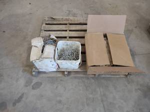 lot 525 image: Hot Dipped Rebar Spacers...