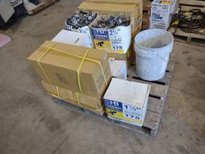 lot 527 image: Thermo Wing Nut 2-Seal Anchors...
