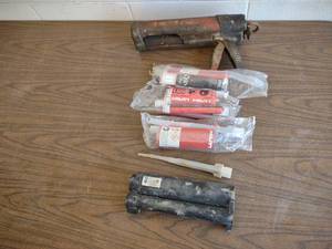 lot 496 image: Hilti HMD2500 Gun with Epoxy...
