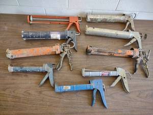 lot 499 image: Assorted Chalk Guns...