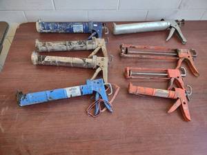lot 500 image: Assorted Chalk Guns...