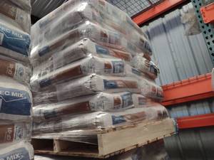 lot 537 image: (40) 80 lb. Bags Spec Mix Grout, Co...