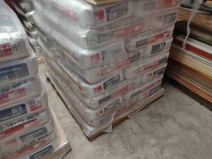 lot 545 image: (40) 80 lb. Bags Spec Mix Mortar, T...