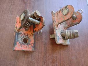 lot 576 image: (2) Lifting Eyes...