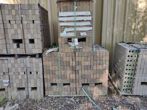 lot 680 image: Approx. (3) Cubes Modular Brick...